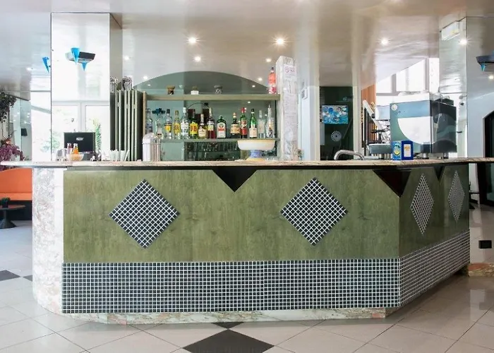Vernel Hotel 3*