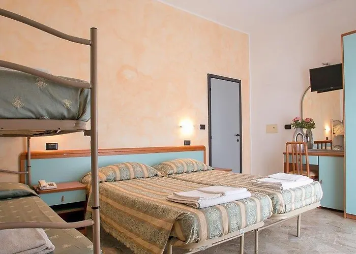 Vernel Hotel 3*