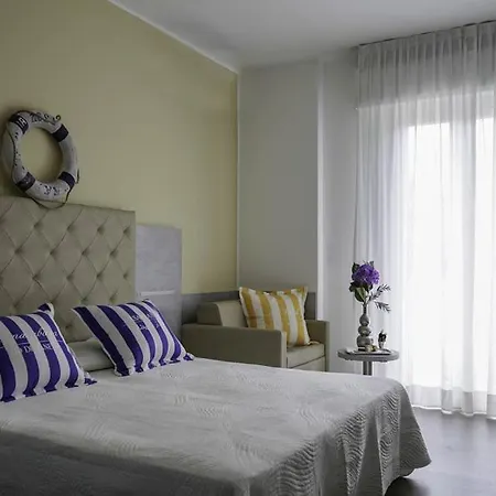 ホテル Vernel リミニ