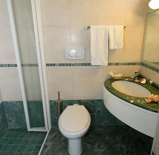 Vernel 3* רימיני